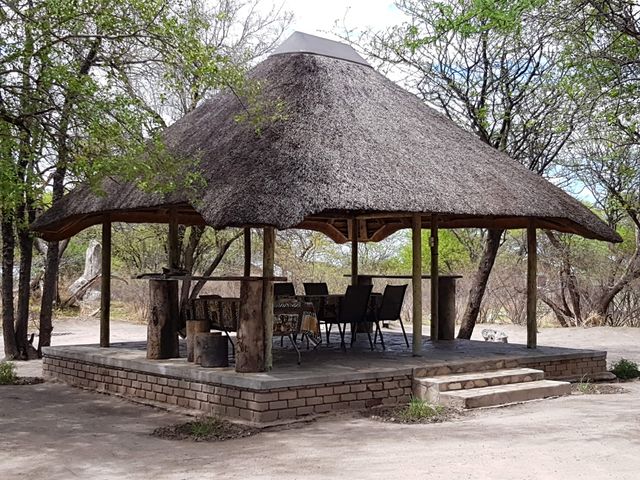 Namibie Bushmanland Fiume Bush Camp Exterior Main Area FBC (2) min.jpg - Jambo Safari Club